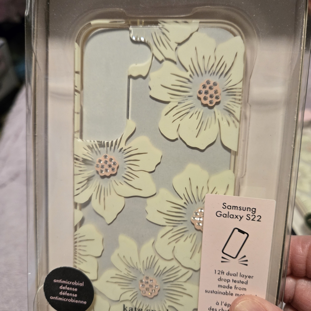 kate spade Cream 3D Floral Phone Case